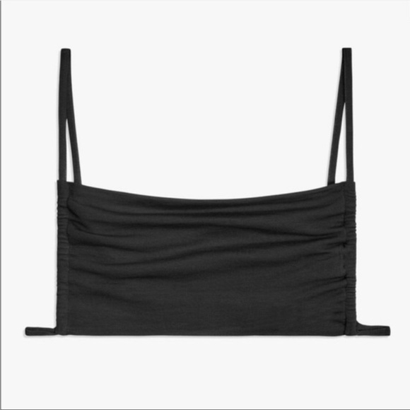 Weworewhat Ruched Top In Black. - Picture 4 of 8